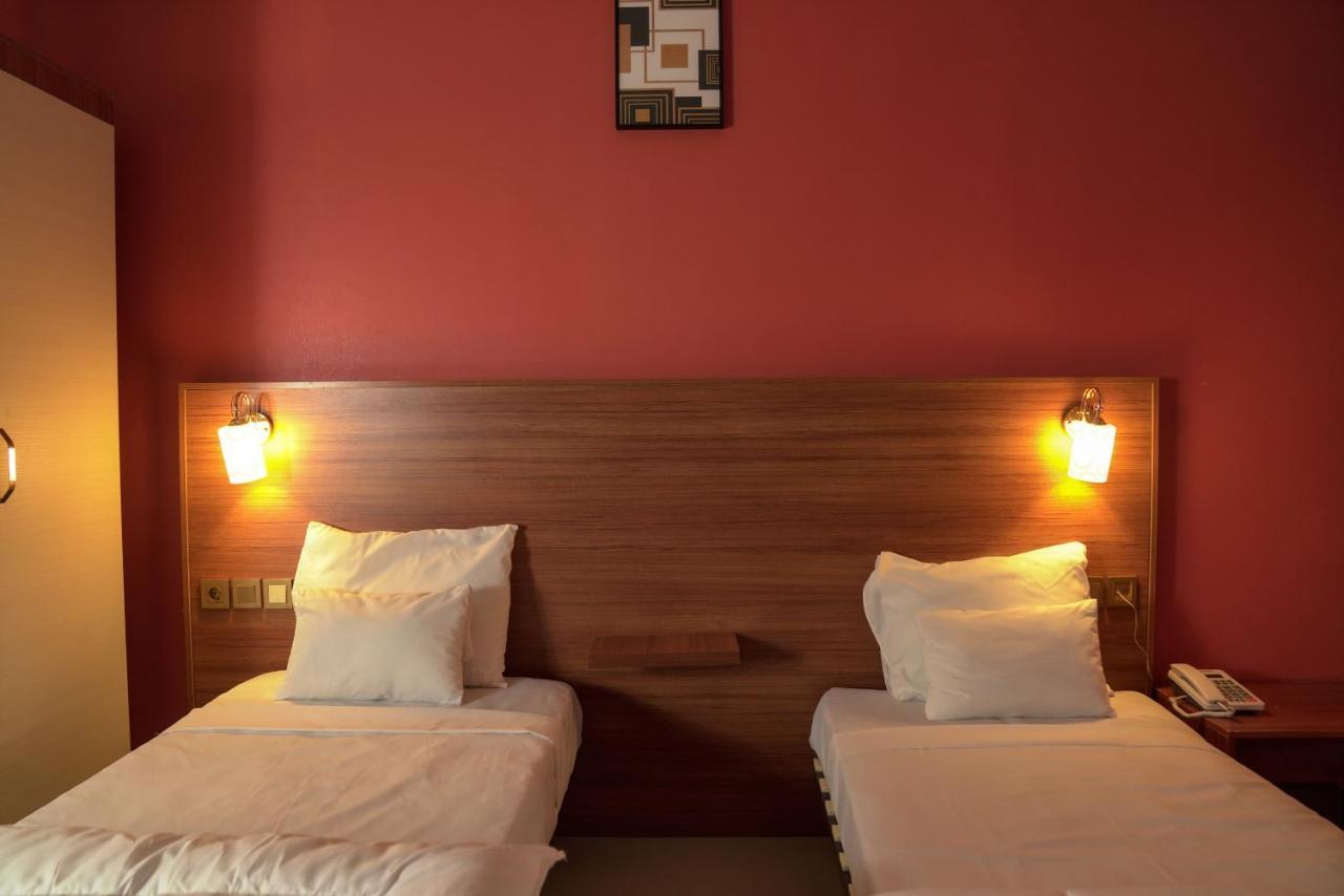 Dialali Hotel Нуакшот Екстер'єр фото